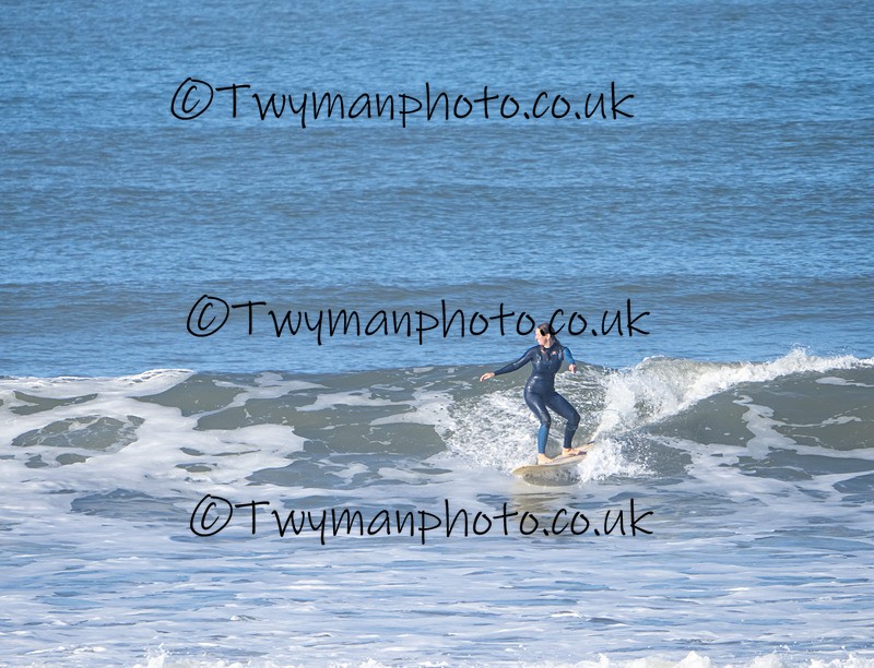 PA263436 - Westward Ho! surfers 26/10