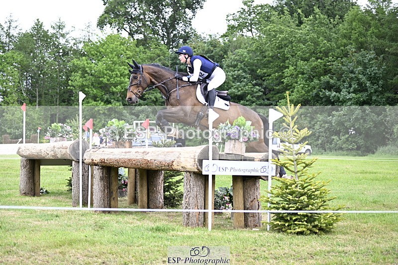 250524A-170149-14652 - C-262-Cosby.Green-LIBERO.D