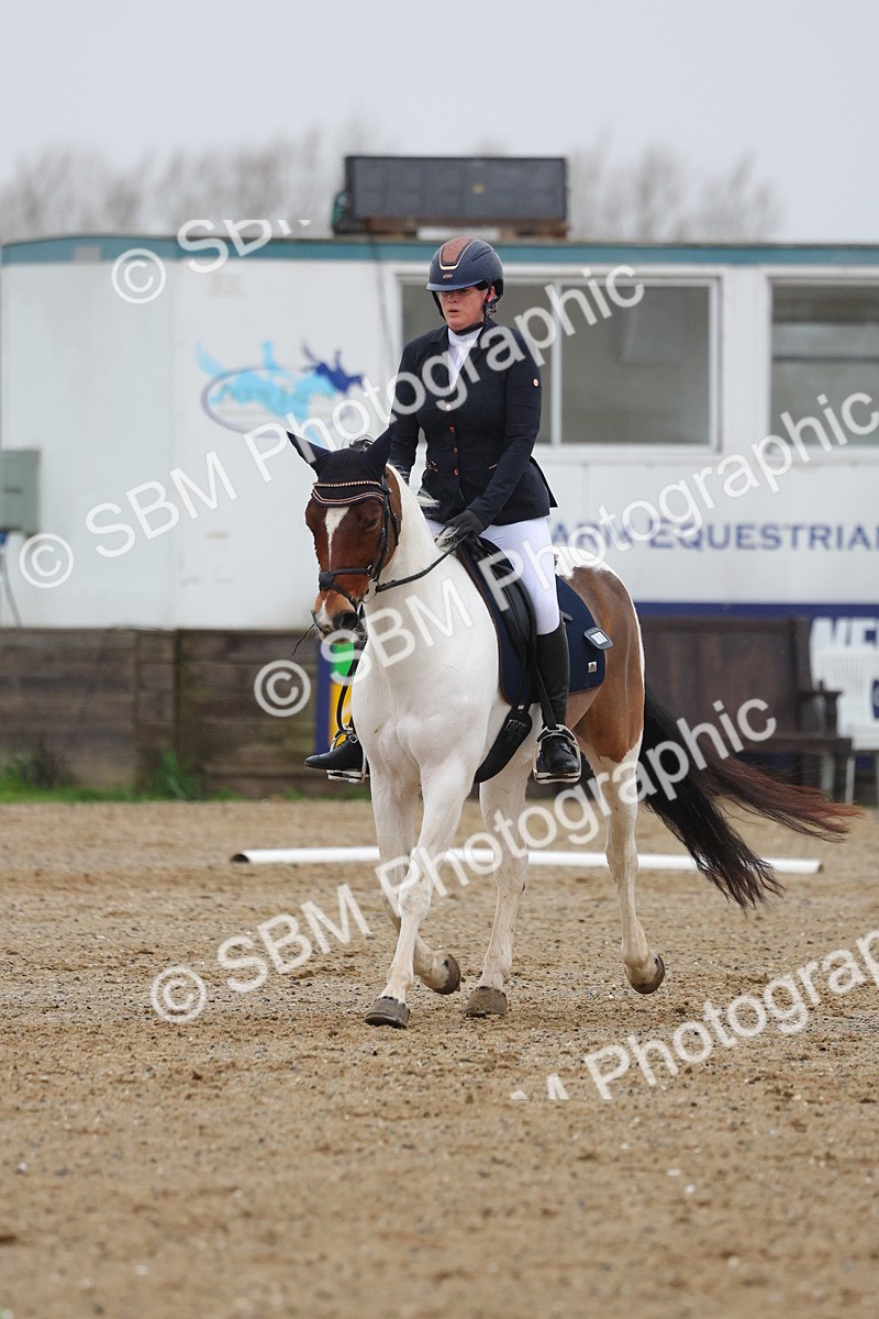 SBM_002929 - Class 6 - Novice 4