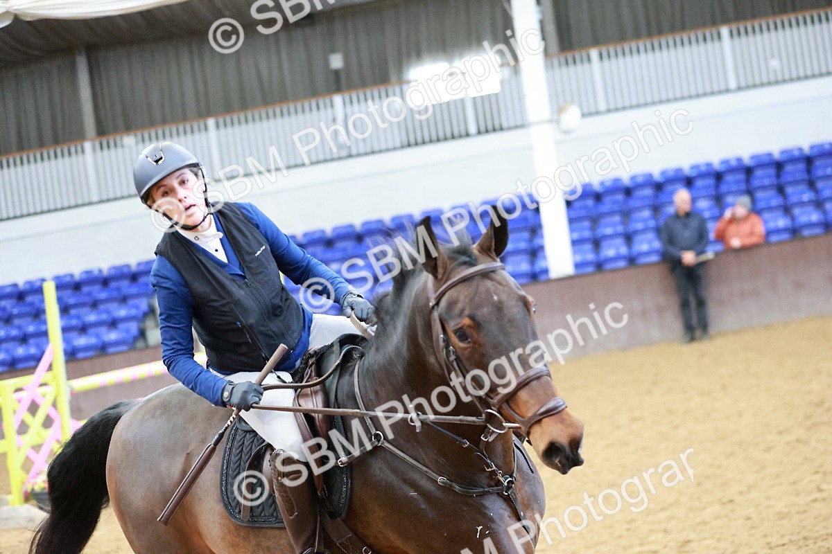 SBM_004007 - Class 11 - Senior Newcomers - 1.10m