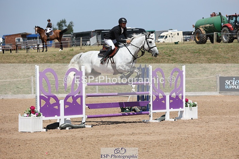 250725-134017-03020 - Cls 3 Snr Foxhunter