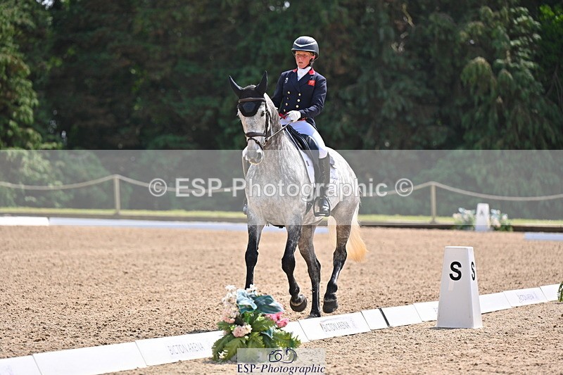 250523A-135055-07137 - B-357-Rosalind.Canter-ARMSCOTE.EXPLORER