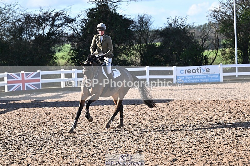 251203-124356-00514 - Cls 4 Newcomers and 1.10m Open