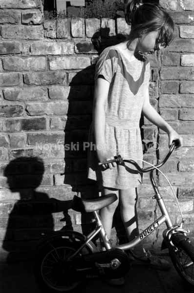 Shadow girl - Reportage
