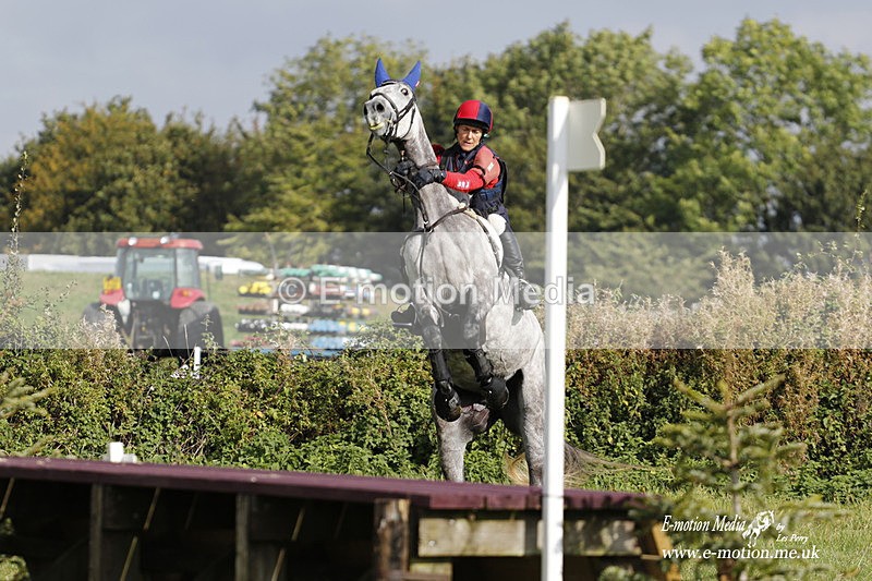  WWHT 171021 2982 - Intermediate (0.90m)  17/10/21