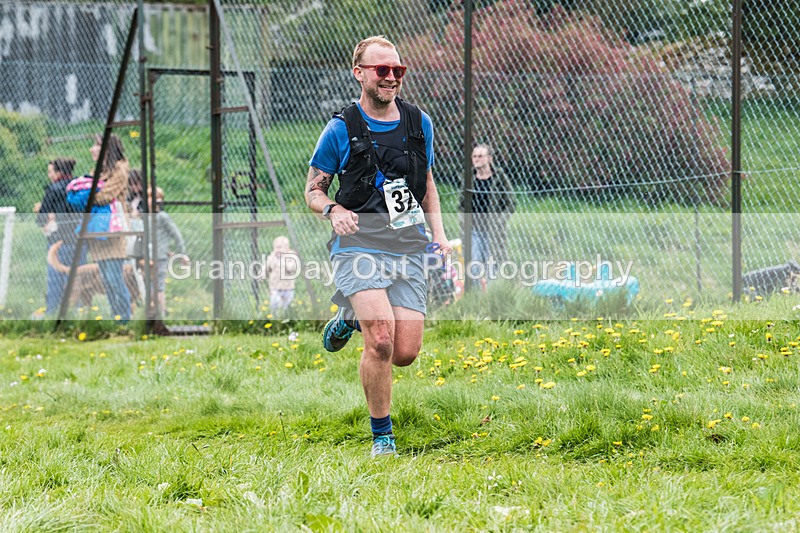 3 Peaks Finish-1829 - The 3 Peaks Race Saturday 26th April 2025 - The Finish