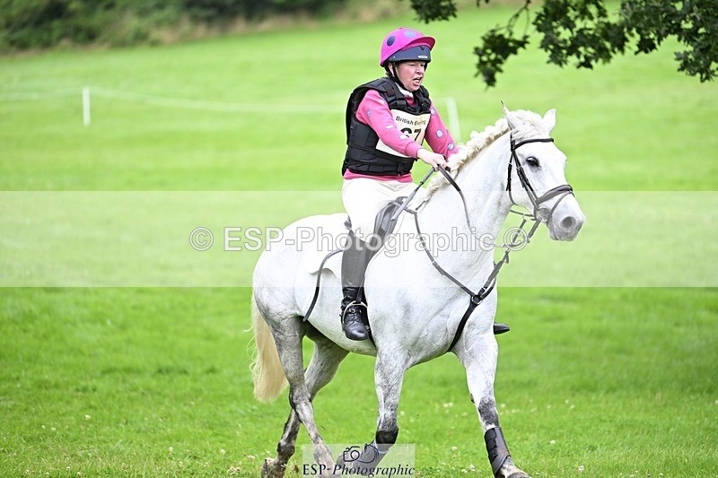 240803-120914-03898 - 067-Sophie_Morgan-NIAMHIES_LAD