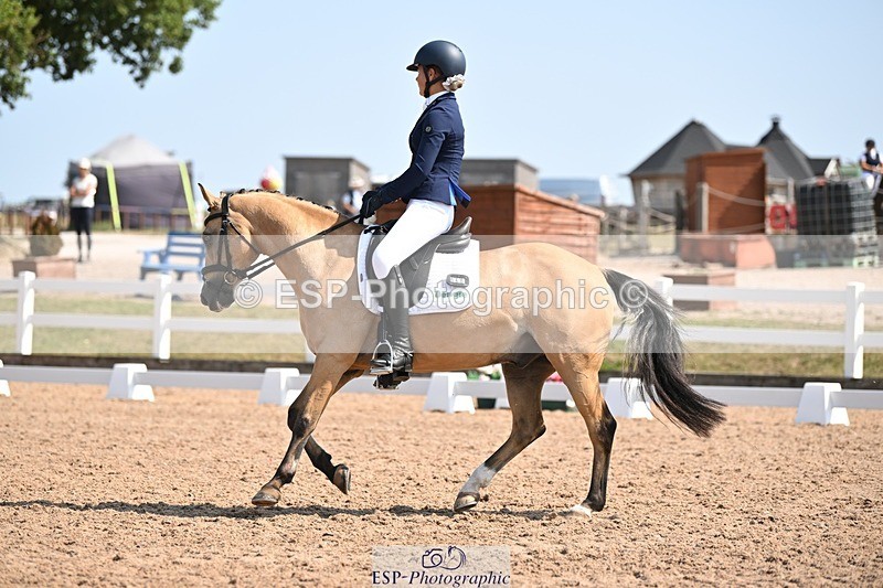 250816-120130-04401 - 060-Felicity.HendySheepcote.Champion.Star