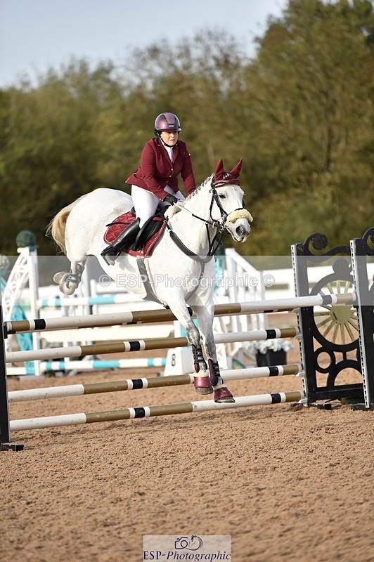 231015A-161300-09262 - Cls 27 1.10m Amateur Q 2nd R