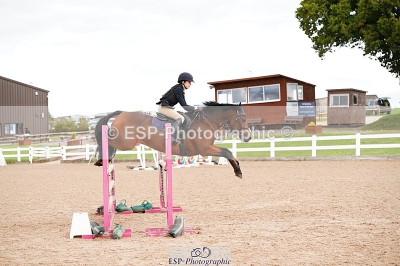 250921-143602-04079 - Cls 27+28 Club and Schools 1m