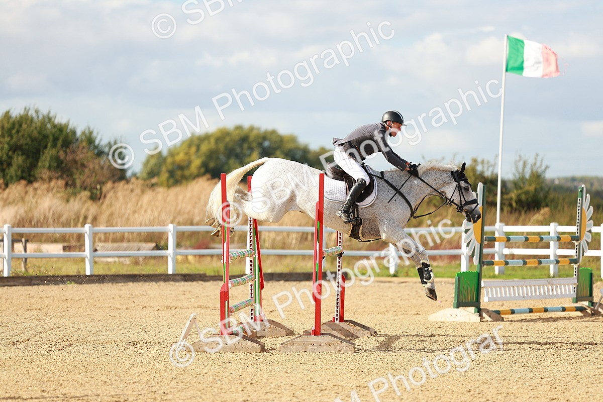 SBM_002045 - Class 5 - Senior Foxhunter - 1.20m