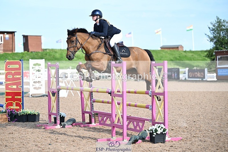 260627-180338-05927 - Cls 27 Foxhunter and 1.10m