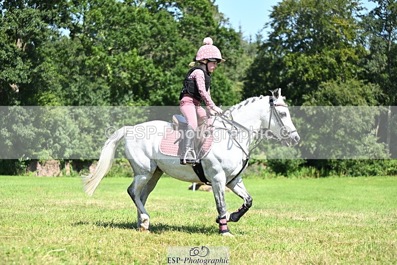 240729B-144703-02851 - Abbie's Group XC