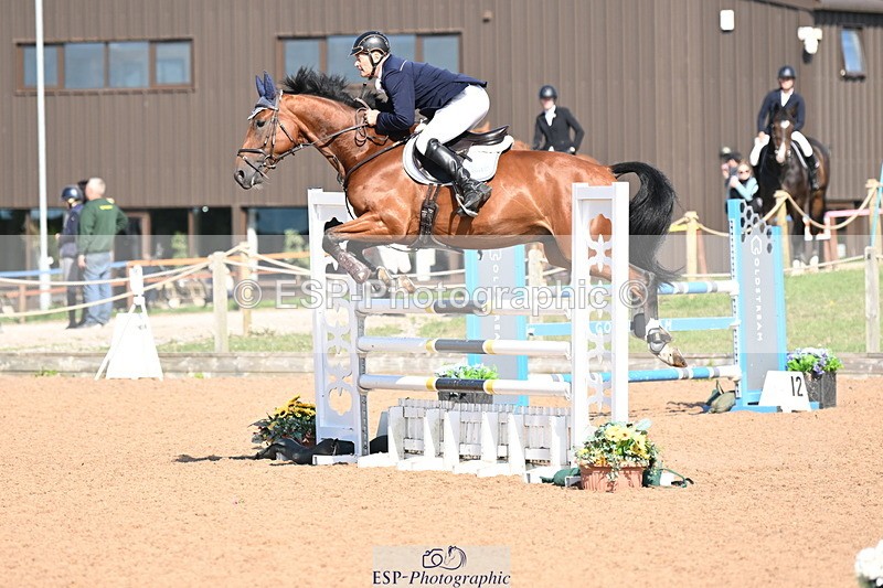 240913A-111153-03830 - Cls 14 Snr Newcomers