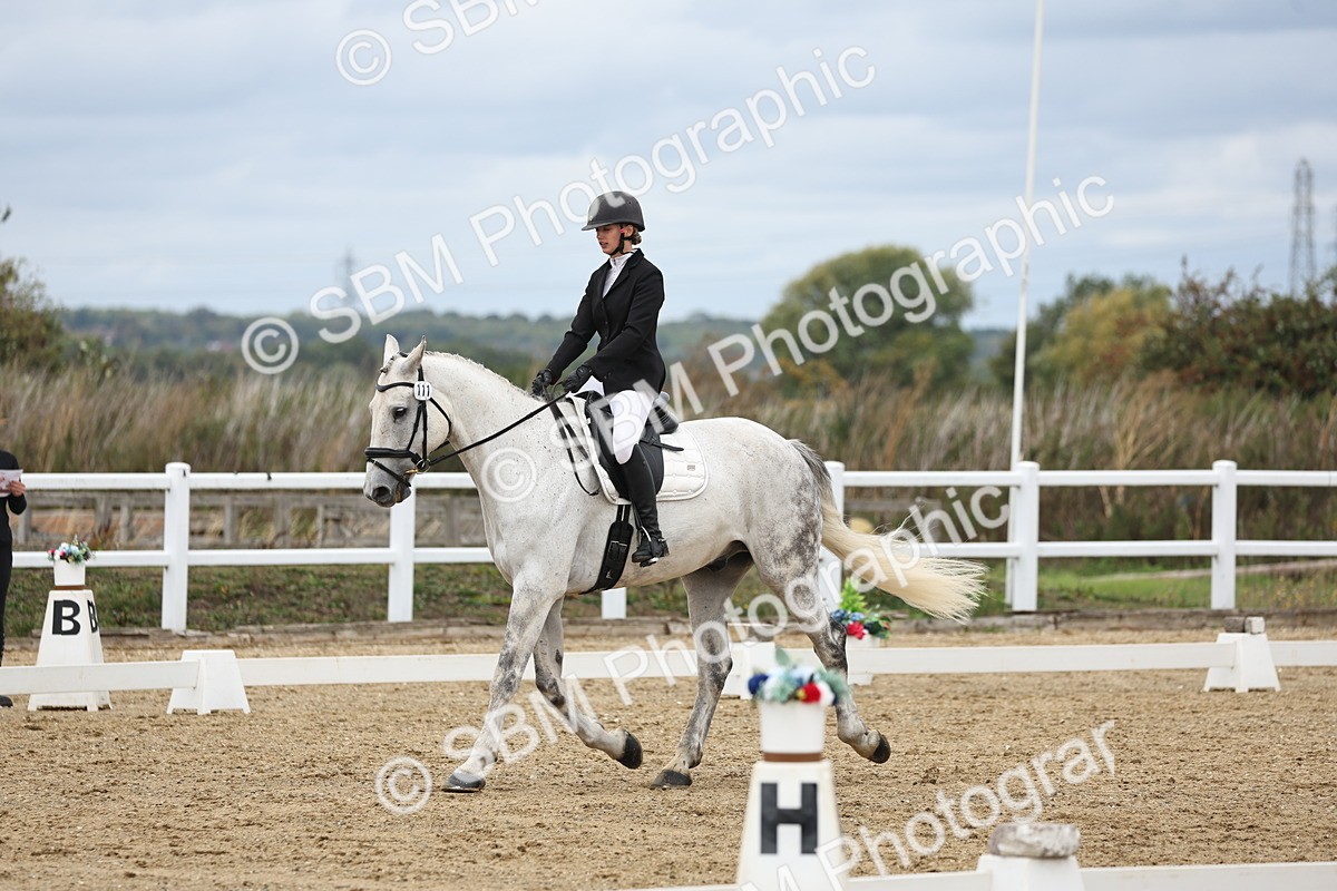SBM_003571 - Class 7 - Novice 2 Warm Up