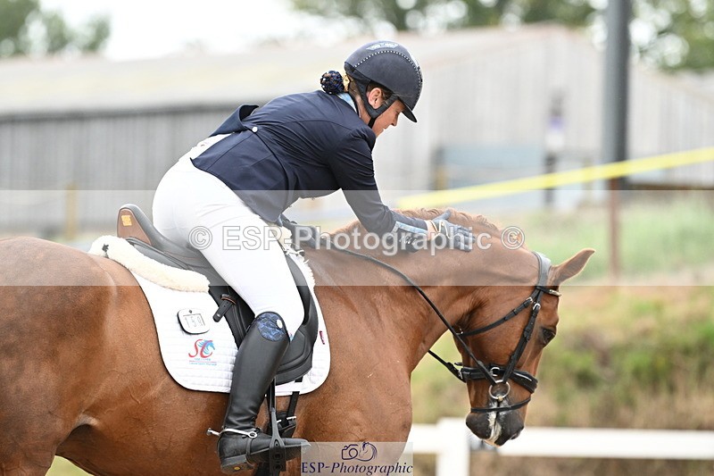 240815A-115137-00889 - 159-Verity.Perry-Bianchi