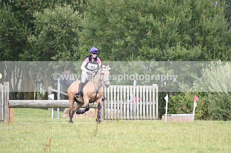 WJ6_3013 - 80cm XC Time 15:26 to 15:43