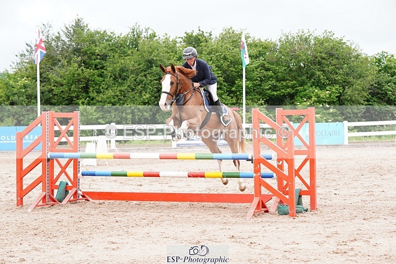 250524-112726-06398 - Cls 21 A&B Snr Disco & 1.00m Open