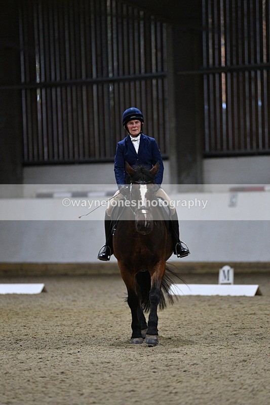 WJ5_8494 - Class 5 Novice Test 3