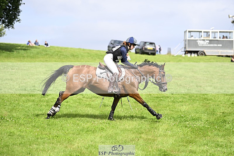 240804-153549-18325 - 652-Tessa_Arthur-FIDGET