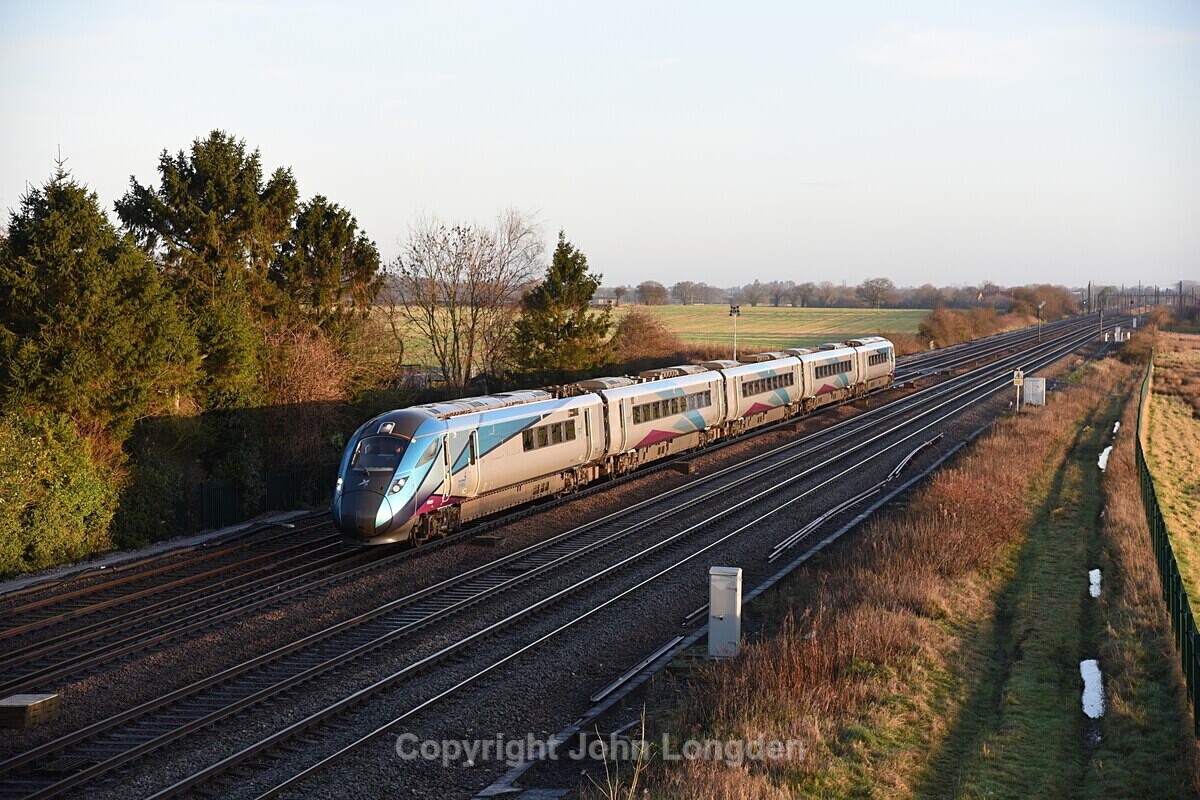 JL - 15.12.20 802201 9M16 07:43 Newcastle - Liverpool, Colton Jn - Yorkshire