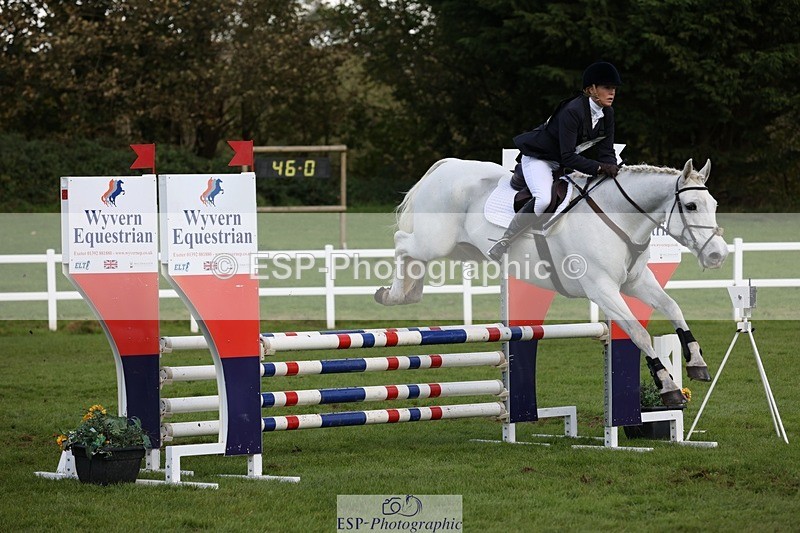 231022-141353-28127 - 459-CEIDE.HUMPHRY-Helen.Hickson-TrotUp+SJ