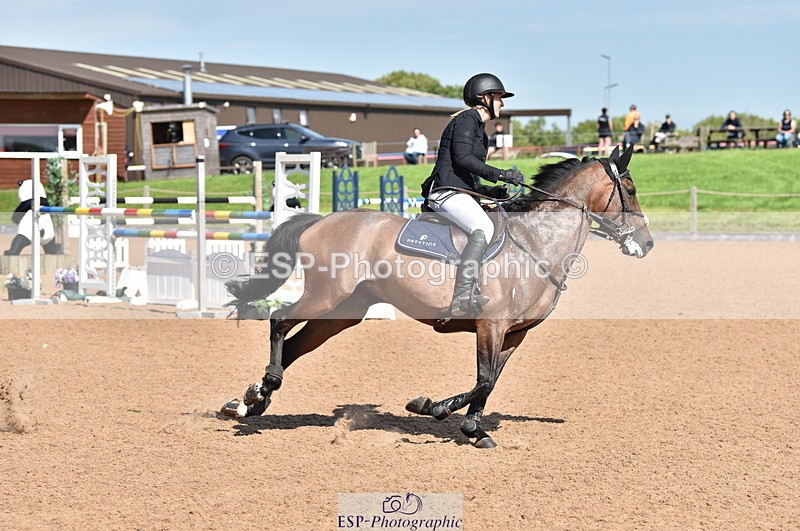 230810A-111028-00810 - Cls 9 Foxhunter