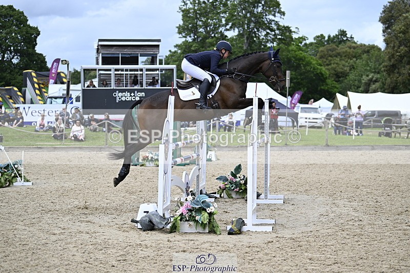 250525A-143657-17910 - C-275-Kat.Raybould-ROYAL.CATCH