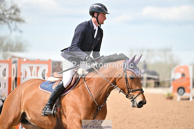 240418A-143015-04397 - Cls 9, 2 Star Big Tour 1.40m