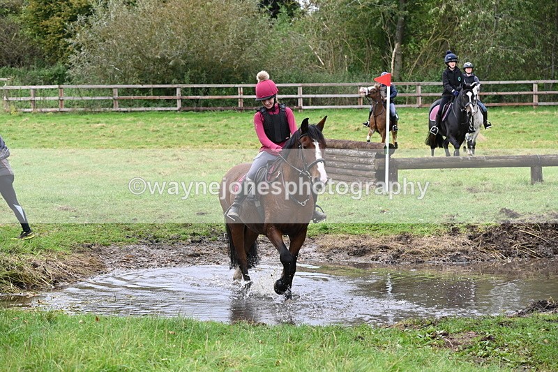 WJ6_5454 - Time at Photographer 12:31 to 12:40