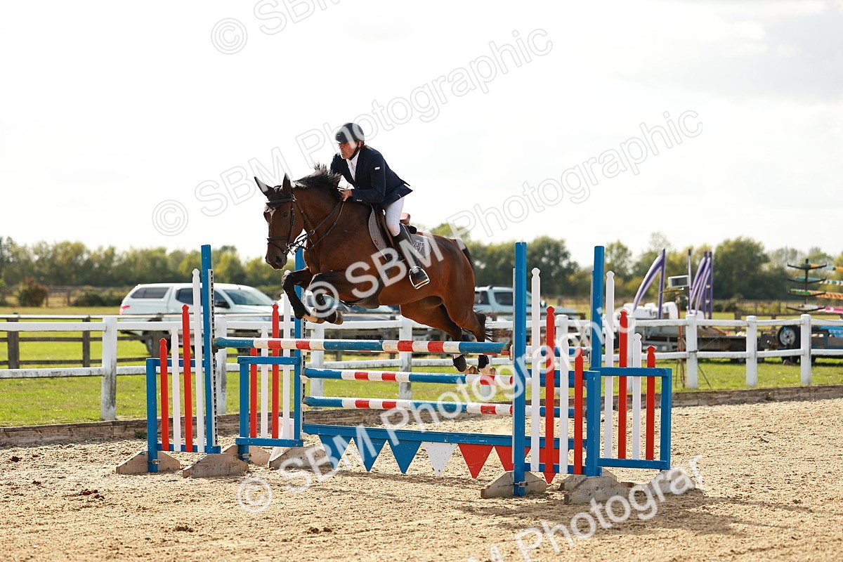 SBM_001966 - Class 5 - Senior Foxhunter - 1.20m