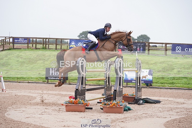 240720A-113246-14343 - Cls 3, 3 Star Small Tour 1.40m