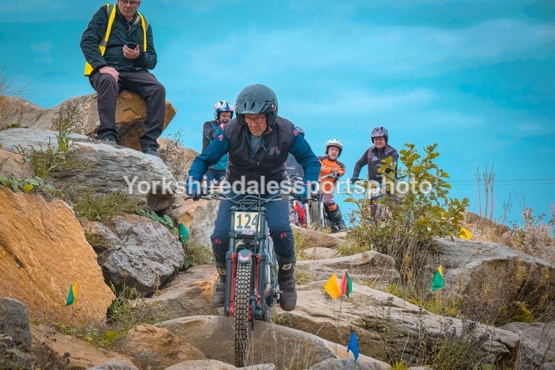 DSCF0987 - Ripon MC Summer series Main - 27/09