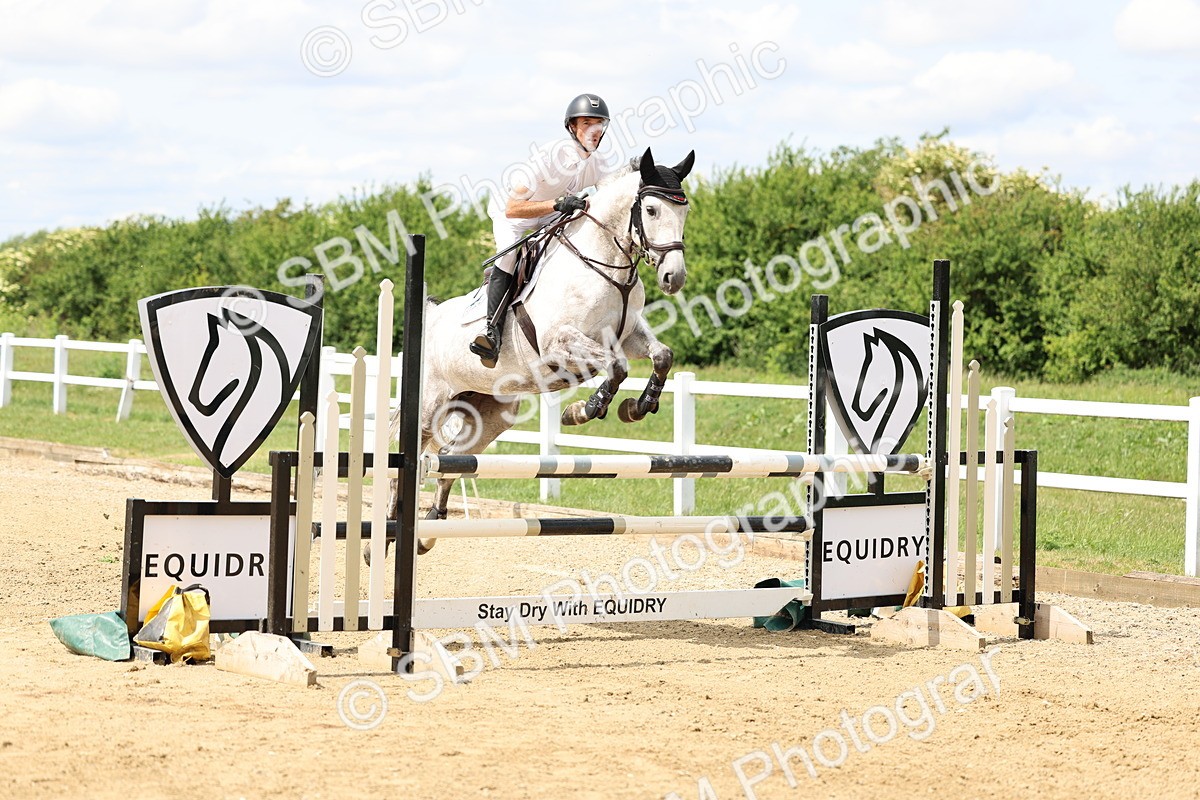 SBM_005363 - Class 18 - Senior 1.05m Open