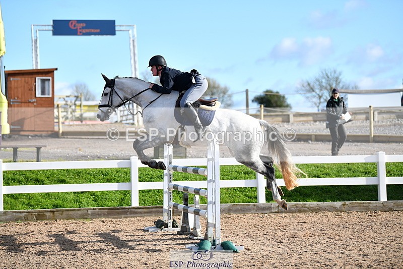 231110A-135806-00723 - Cls 5 Newcomers & 1.10m Open