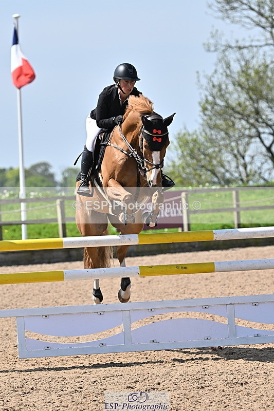 240509A-112947-01184 - Cls 9 Snr 1.20m Open