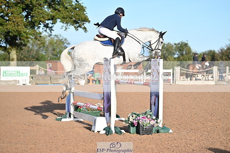 231015A-091914-06915 - Cls 28 Newcomers & 1.10m Open