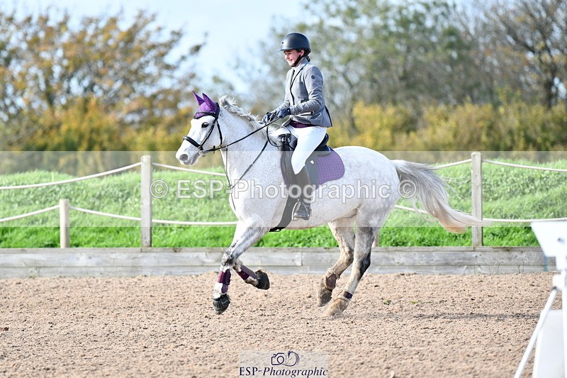 241026A-120324-01127 - SAT Cls 26+27 Club and Schools 90cm