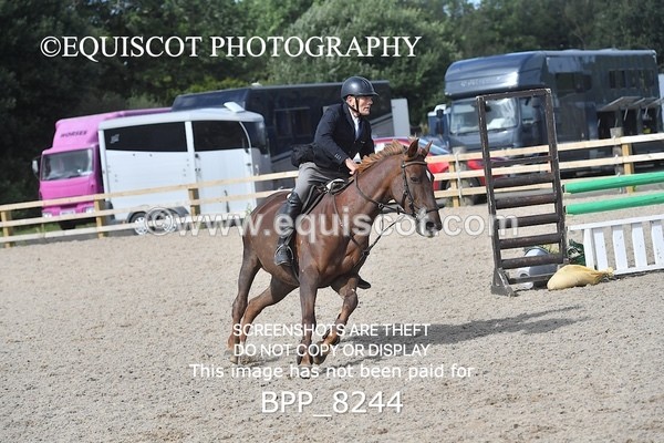 BPP_8244 - CLASS 34 SUN Equiyd 0.95m Amateur Championship Qualifier