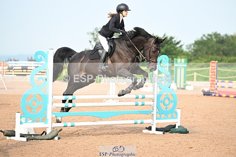 240801A-090700-00939 - Cls 1 British Novice and 90cm Open