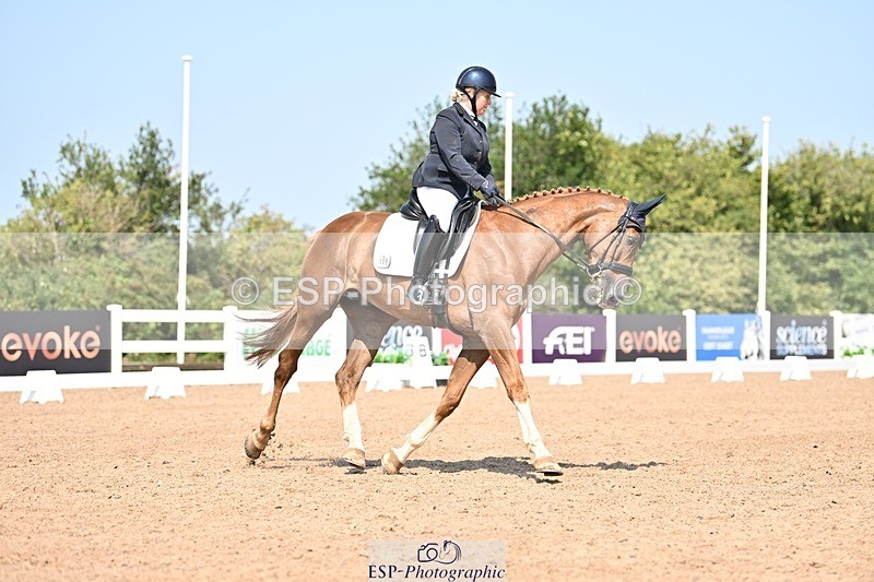 250816-121646-04205 - 119-Amanda.EdmondsNutfields.Don.Care.Paravel