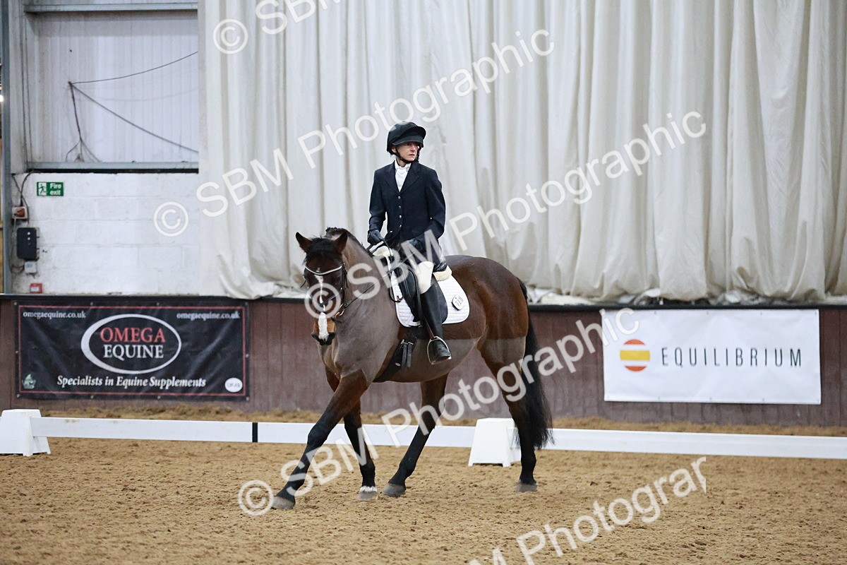 SBM_000517 - Class 7-6 - Novice 3-Novice 2
