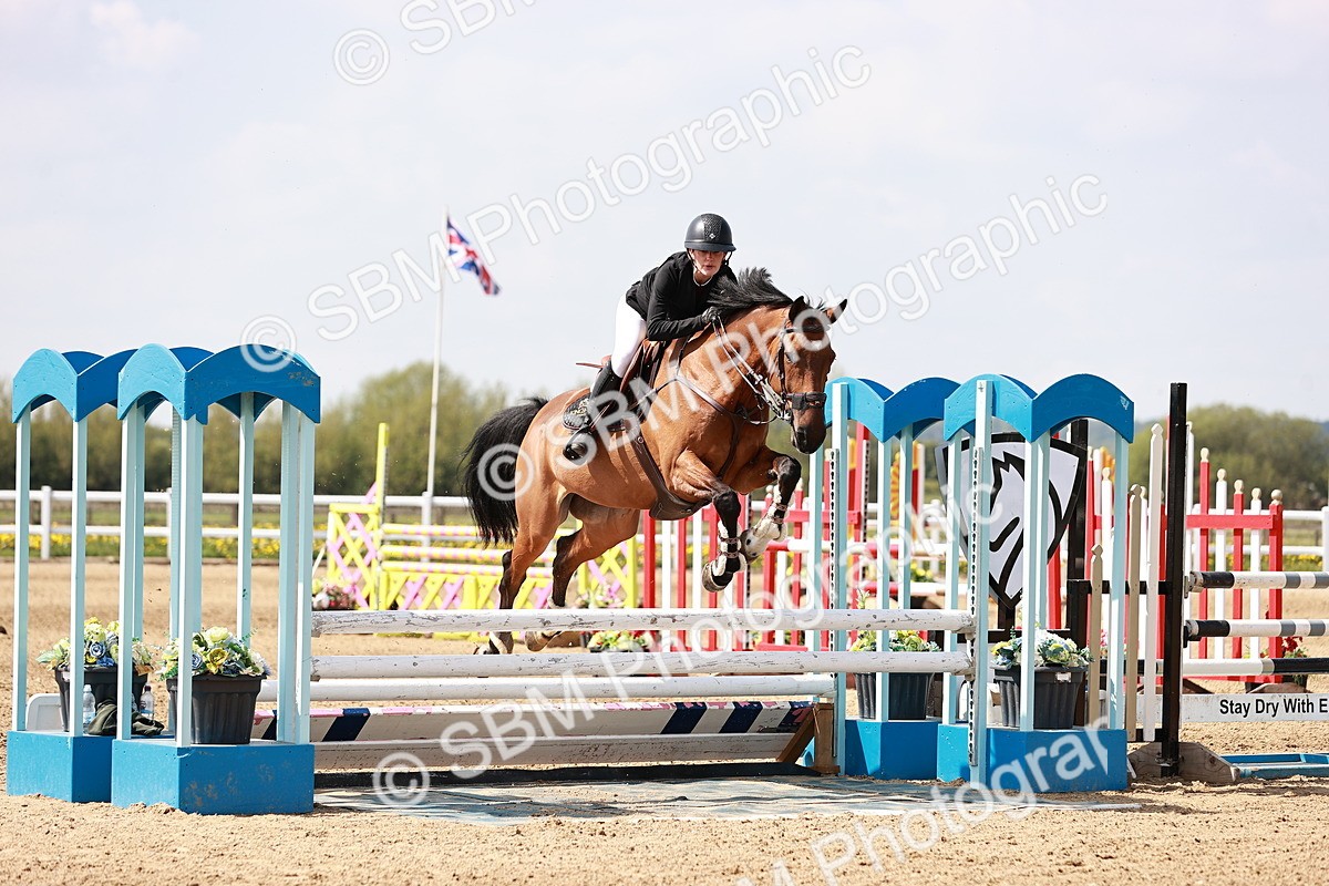  - Class 24 - Senior Newcomers - 1.10m