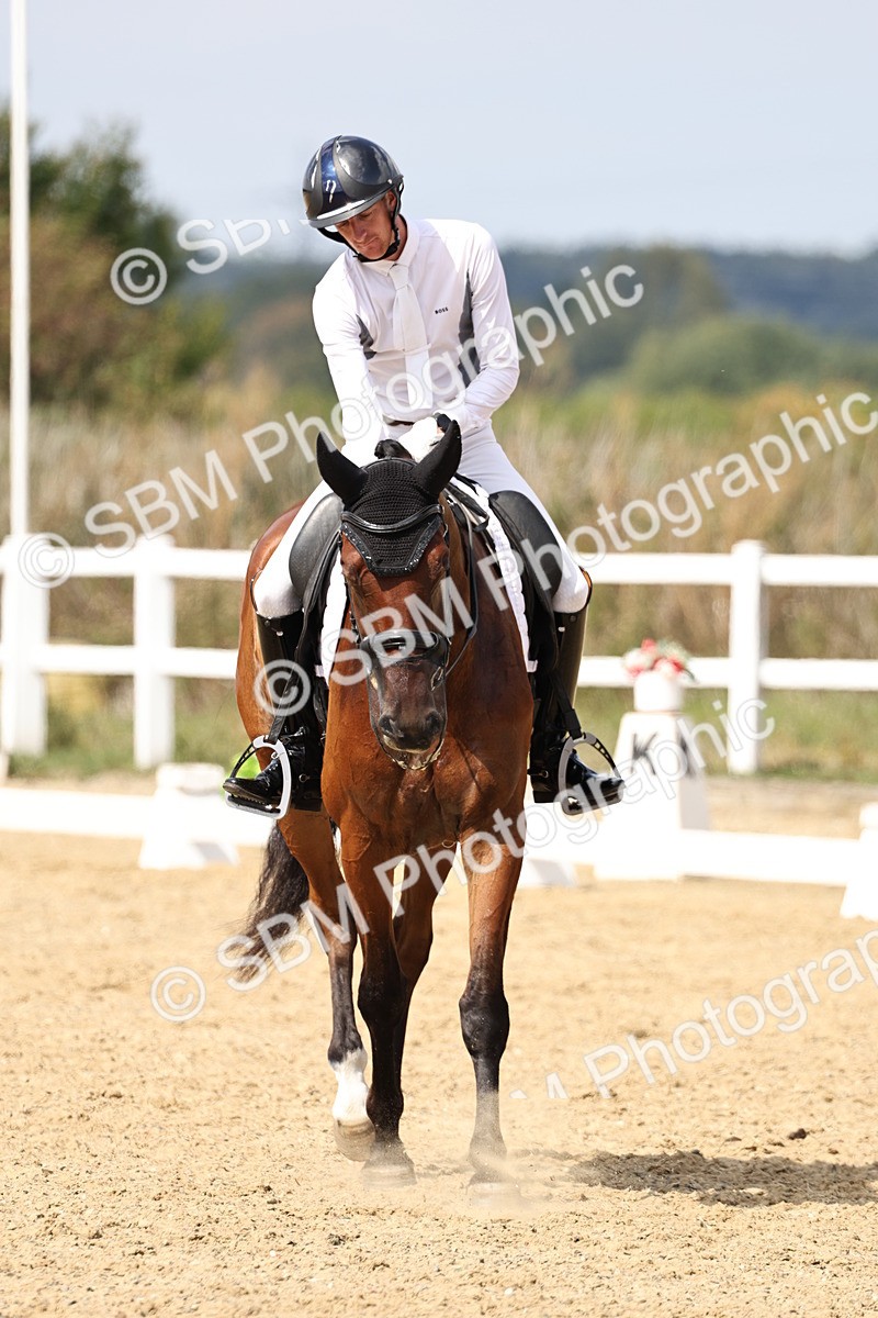 SBM_018787 - Class 16 - Novice 5 - 12.08-13.11