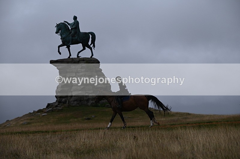 DSC_1717 - Time at Statue 12:13 to 12:32