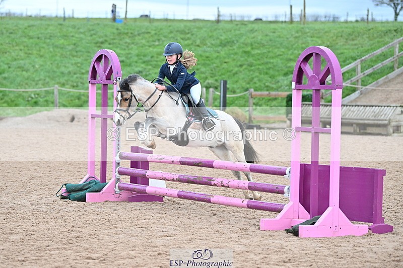 231203A-132743-01403 - Cls 23 Stepping Stones 128cm & 138cm