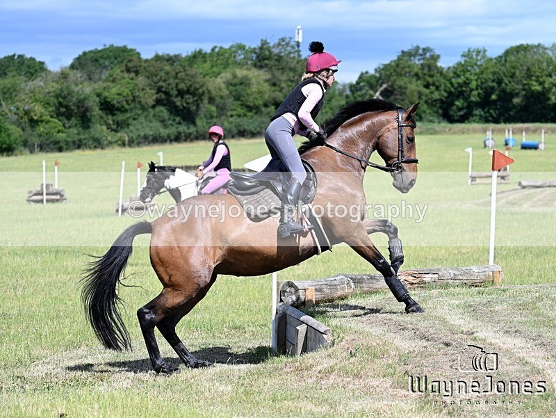 WJ7_9196 - Kellie Jade Ellie XC training with Kelly Harris 28-06-26