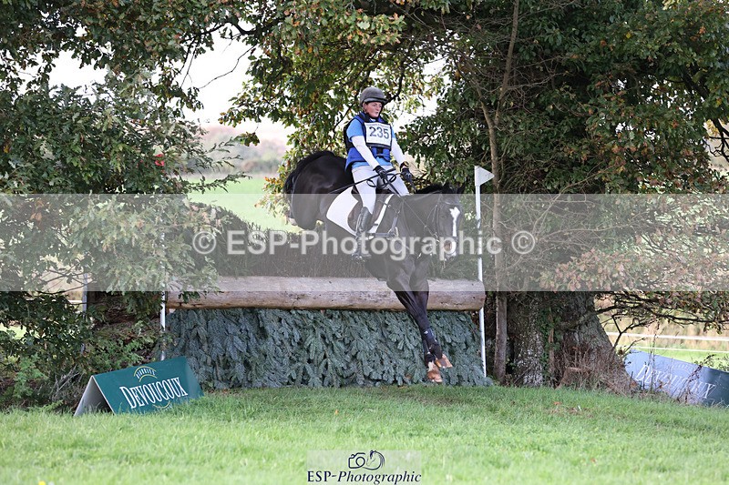 241025-154424-10634 - 235-Sam.Jennings-BILLY.ENERGETIC