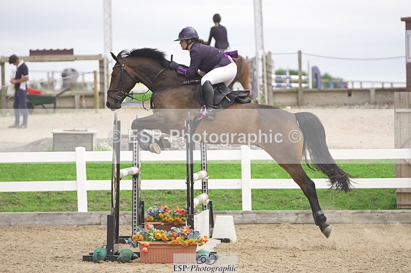 230810A-133024-02432 - Cls 4 1.05m Amateur Quali