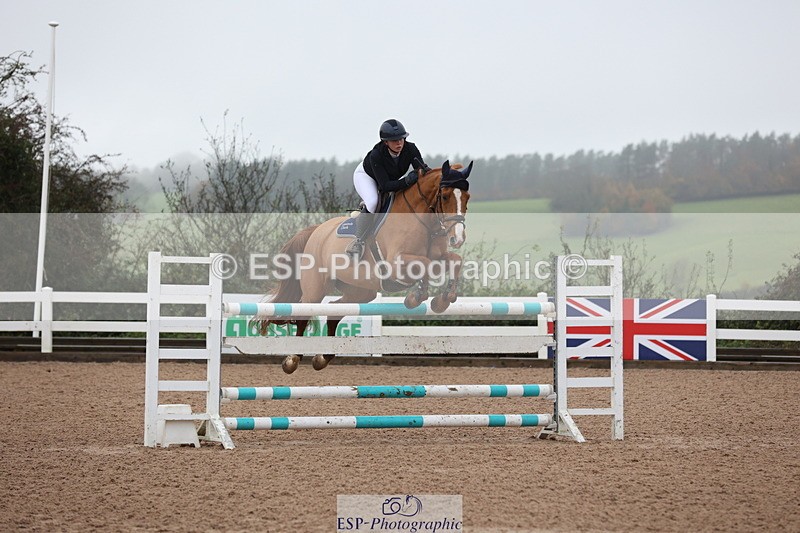 231112A-135634-04744 - Cls 20 Newcomers & 1.10m Open